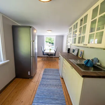 Vertical - Romsdalen Homestay *